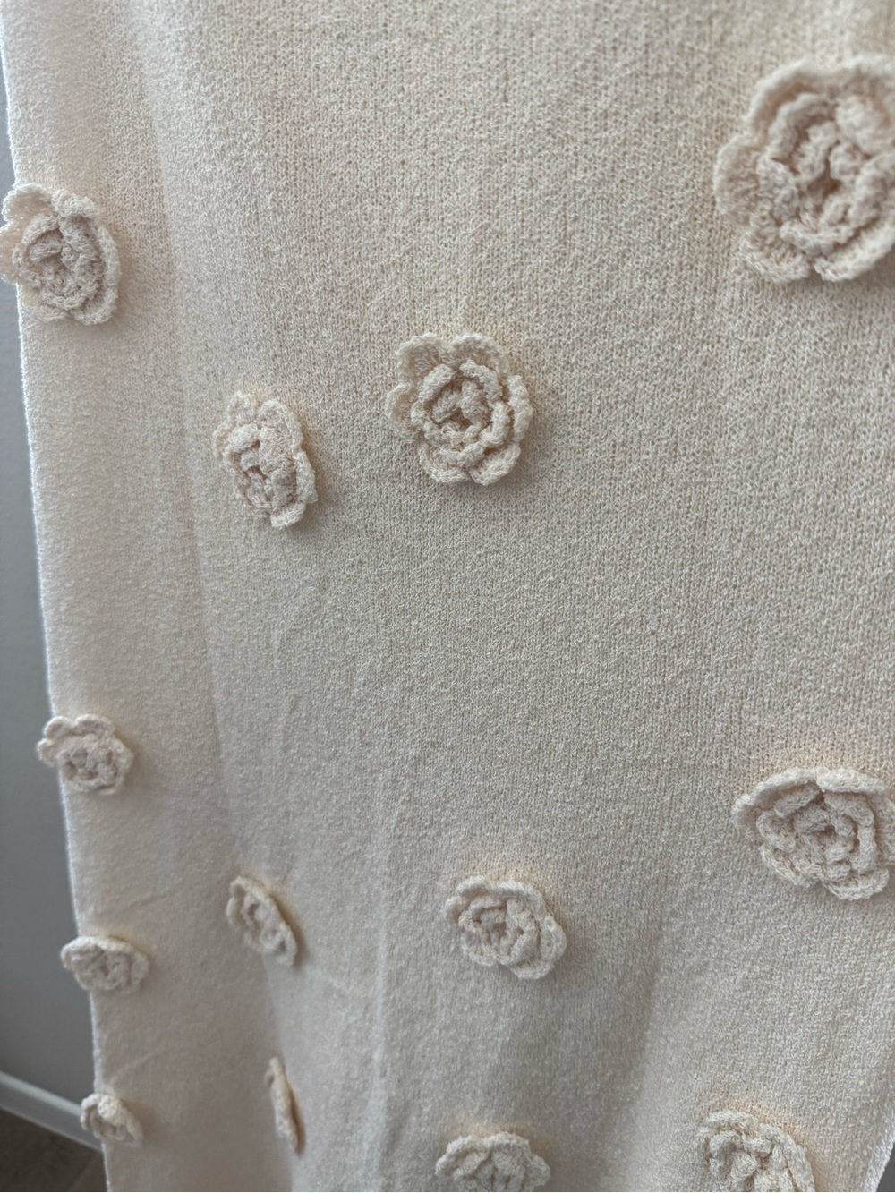 MESHKI Suki Knit Maxi Dress With Flowers - Nude - Picture 9 of 12